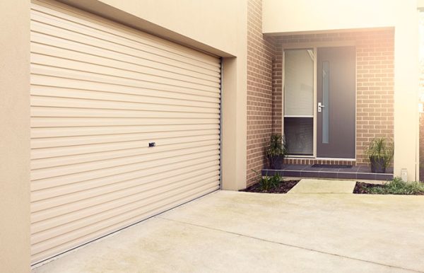 Double Roller Door - Classic Cream